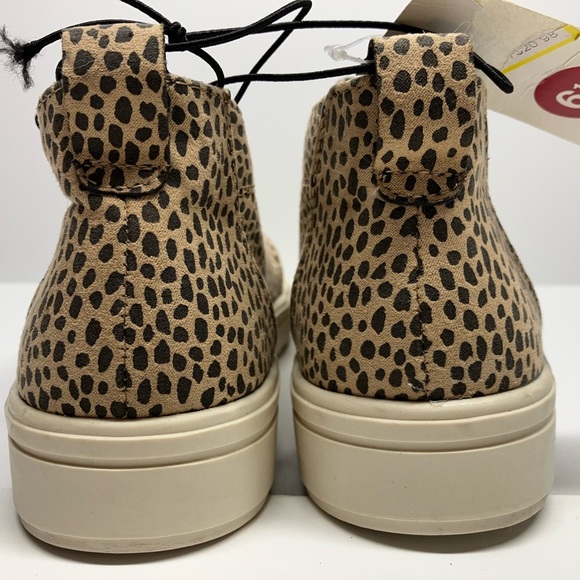 Universal Thread Lillian Women’s Slip On Sneakers, Size 6.5, Leopard Print, NWT - Picture 4 of 8